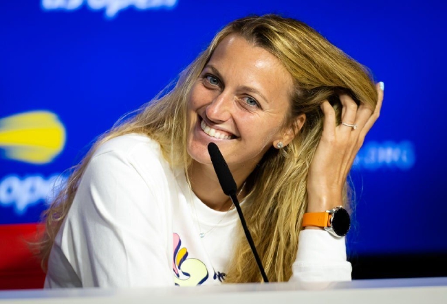 爱游戏-包含湖人不断突破！，科维托娃连续三场比赛得分超过领先优势明显热度持续攀升的词条-爱游戏